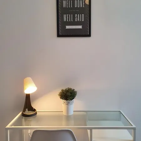 Apartment Pokoje Przy Bulwarze Gdynskim - 15 Minut Do Plazy *